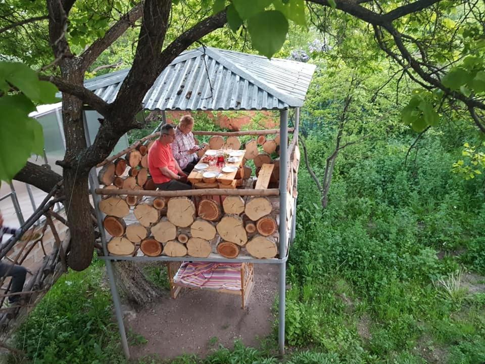 鲁赞住宿加早餐旅馆 Yeghegnadzor 外观 照片