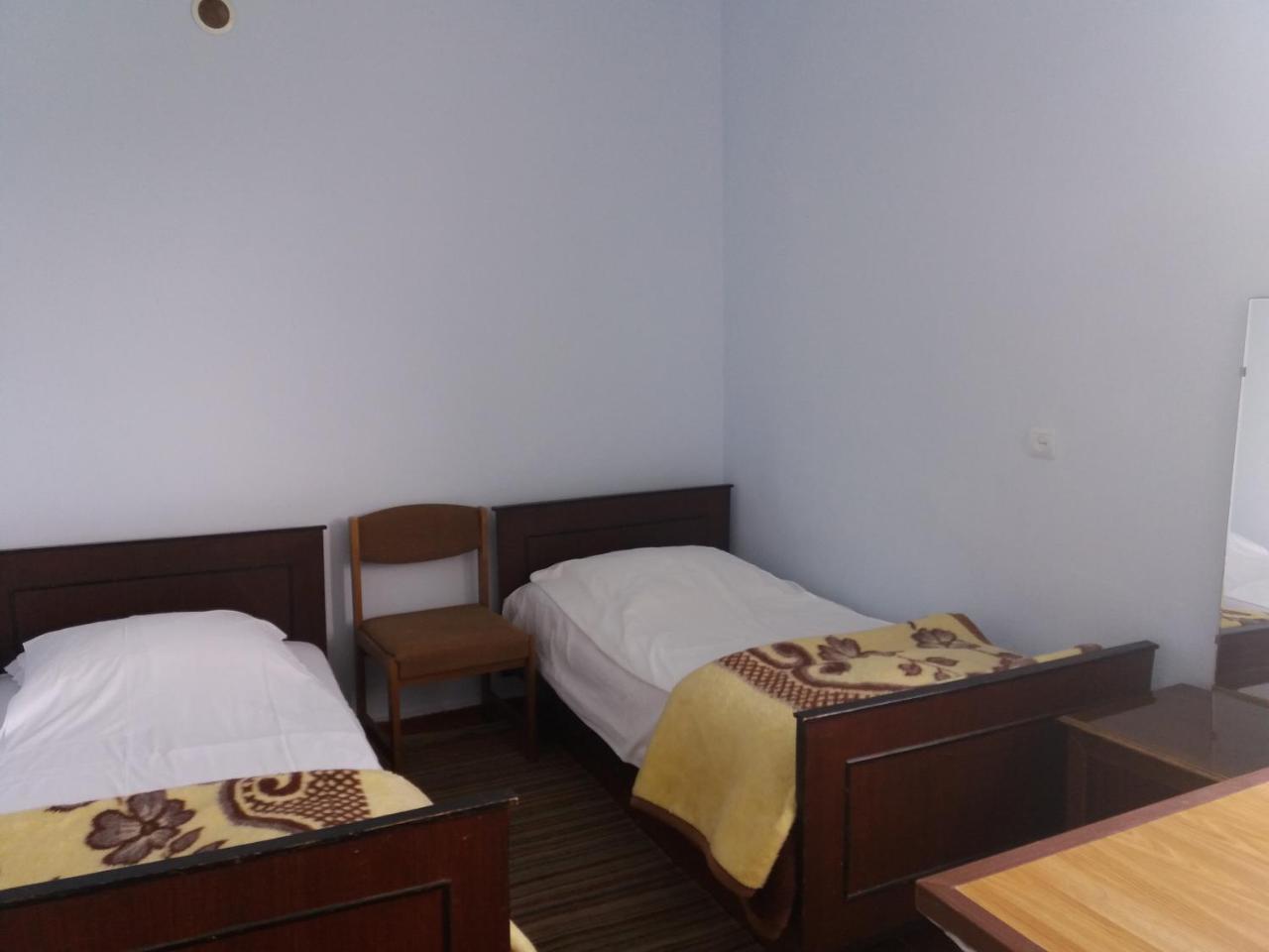 鲁赞住宿加早餐旅馆 Yeghegnadzor 外观 照片